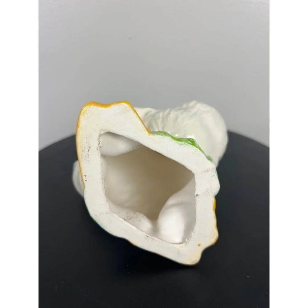 Vintage White Ceramic Duckling Figurine‎ Yellow Beak Glossy 5 Inch Cottagecore